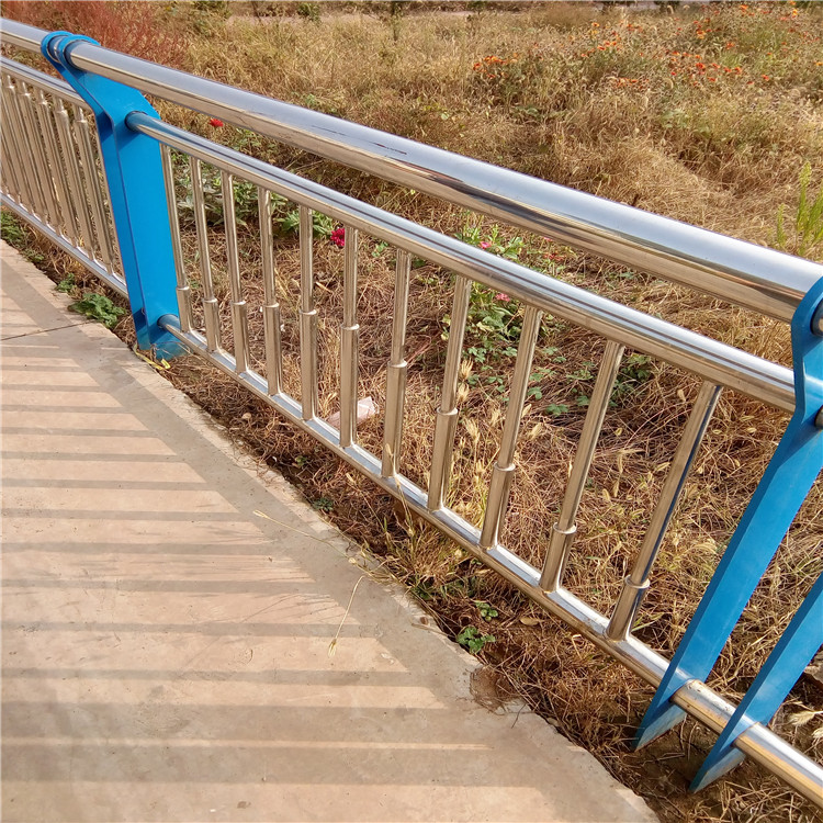 景观桥梁用不锈钢复合管栏杆